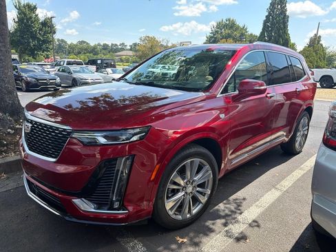 Used 2024 Cadillac XT6 Premium Luxury w/ Technology Package FWD image 1