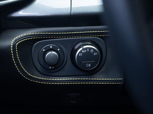 Used 2015 Ferrari 458 Italia Coupe RWD image 39