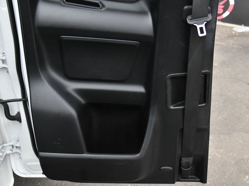 Used 2021 Toyota Tacoma SR RWD image 31