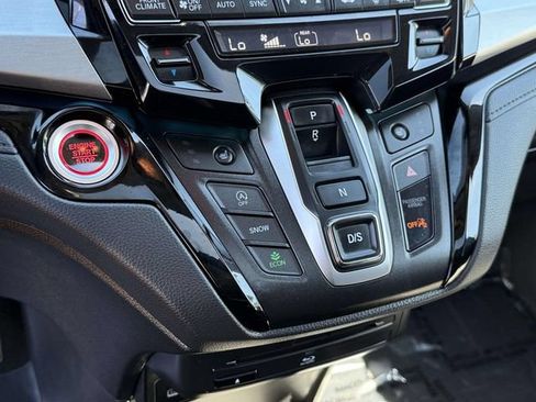Used 2023 Honda Odyssey Touring image 20