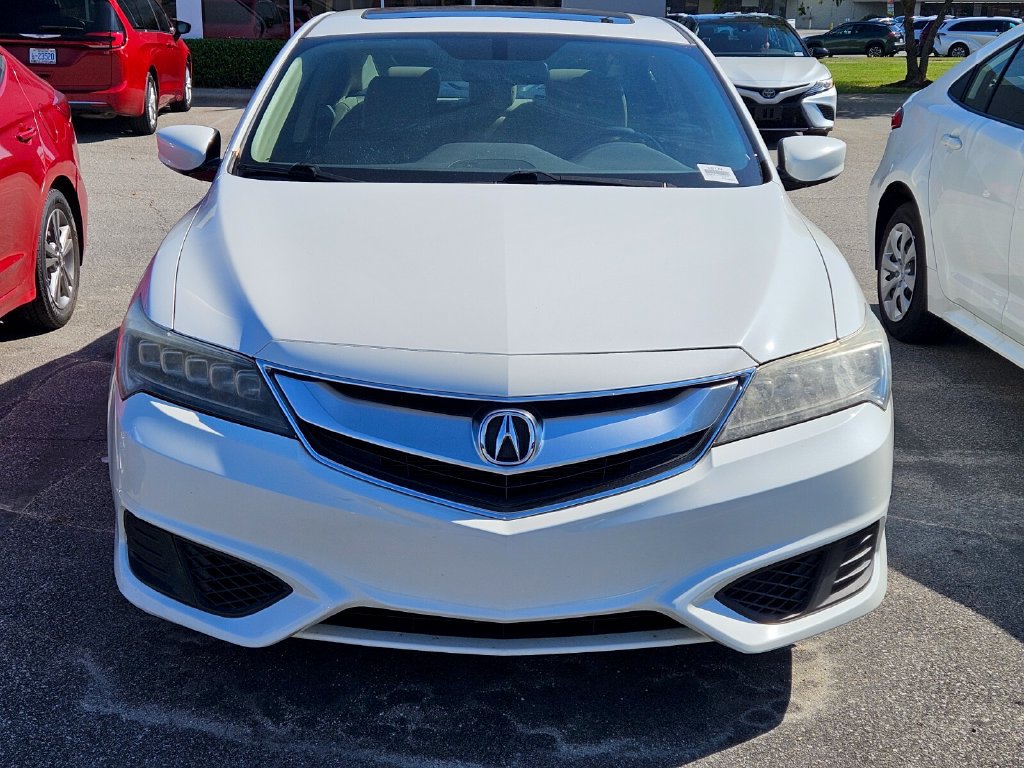 Used 2018 Acura ILX w/ Premium Package FWD image 2