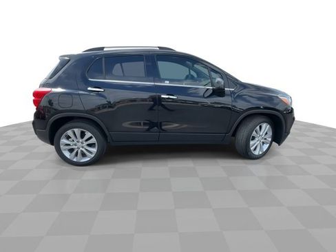 Certified 2020 Chevrolet Trax Premier FWD image 9
