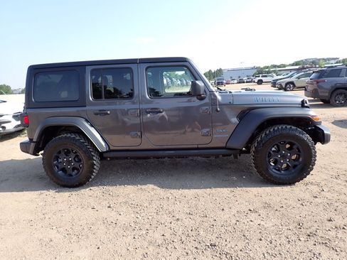 Used 2023 Jeep Wrangler Unlimited w/ Cold Weather Group AWD/4WD image 5