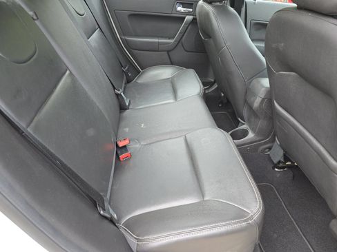 Used 2009 Ford Focus SEL FWD image 19