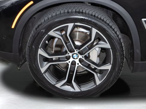 Used 2022 BMW X5 sDrive40i w/ Premium Package image 36