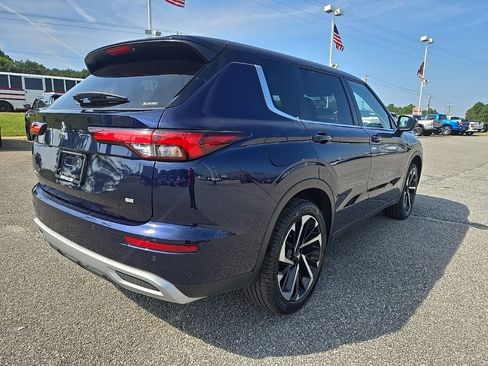 Used 2024 Mitsubishi Outlander SE image 5