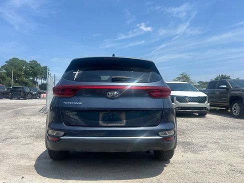 Used 2021 Kia Sportage LX w/ LX Fwd Popular Package image 4