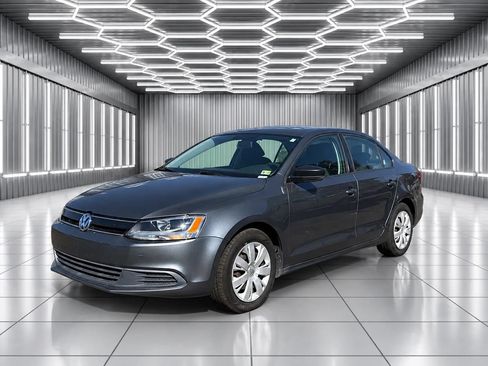 Used 2012 Volkswagen Jetta S FWD image 1