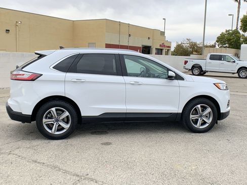 Used 2021 Ford Edge SEL w/ Convenience Package image 9