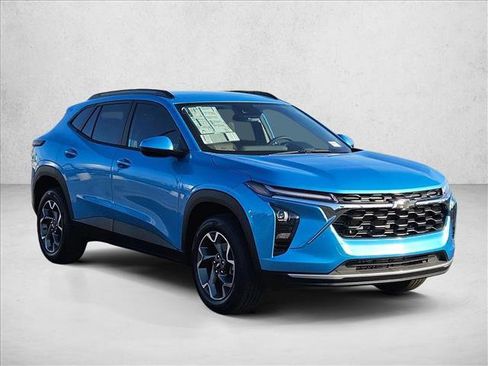 New 2026 Chevrolet Trax LT w/ Driver Confidence Package image 7