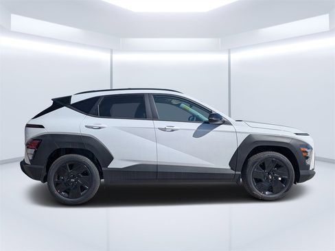 Used 2026 Hyundai Kona SEL Sport image 2