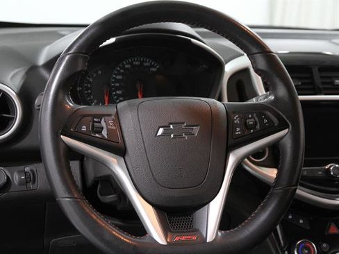 Used 2018 Chevrolet Sonic LT w/ Convenience Package image 7