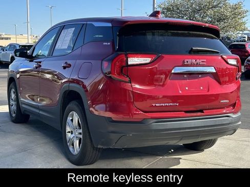 Used 2024 GMC Terrain SLE AWD/4WD image 5