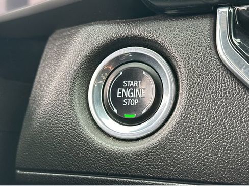 Used 2023 Chevrolet Colorado W/T image 19