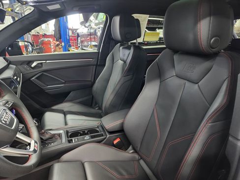 Used 2025 Audi Q3 2.0T Premium Plus w/ Premium Plus Package image 9