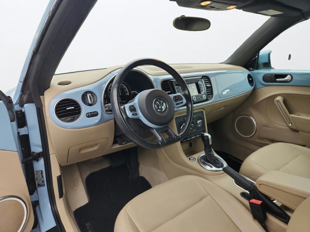 Used 2013 Volkswagen Beetle 2.5 FWD image 9