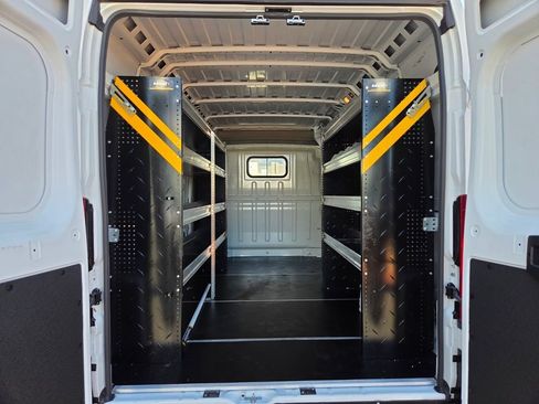 Used 2024 RAM ProMaster 2500 FWD image 15