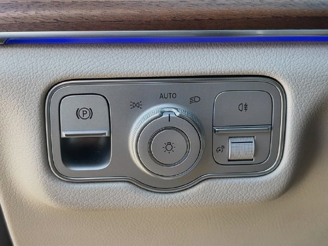 Certified 2026 Mercedes-Benz GLE 350 4MATIC image 9