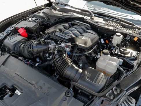 Used 2025 Ford Mustang GT Premium RWD image 46