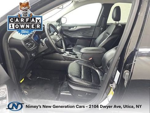Used 2024 Ford Escape Platinum AWD/4WD image 3