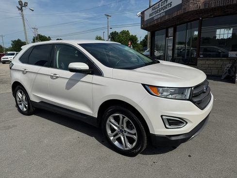 Used 2018 Ford Edge Titanium w/ Technology Package AWD/4WD image 20