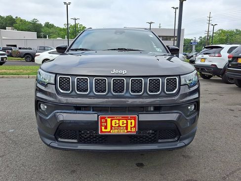 Certified 2023 Jeep Compass Latitude AWD/4WD image 2