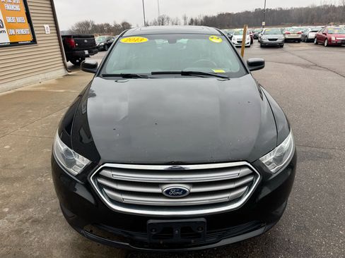 Used 2013 Ford Taurus SEL image 2