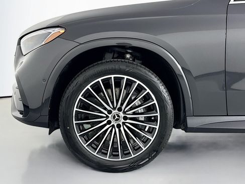 New 2026 Mercedes-Benz GLC 300 image 9