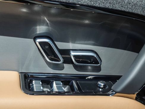 New 2026 Land Rover Range Rover Sport SE AWD/4WD image 22