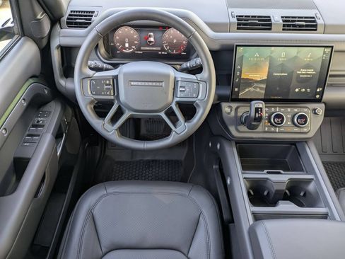 New 2026 Land Rover Defender 110 X-Dynamic SE AWD/4WD image 27
