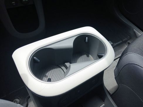 Used 2024 Hyundai Ioniq 5 SEL image 18