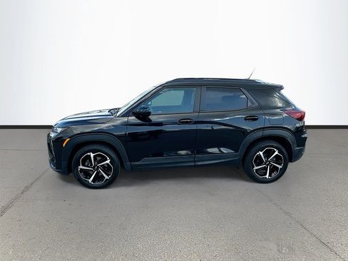 Used 2021 Chevrolet TrailBlazer RS w/ Technology Package FWD image 4