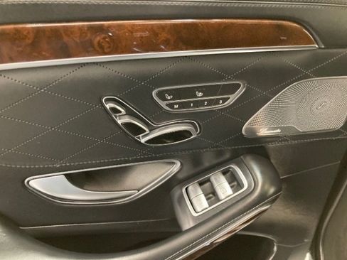 Used 2018 Mercedes-Benz S 560 4MATIC Sedan image 38