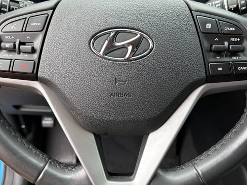 Used 2017 Hyundai Tucson Sport w/ Cargo Package AWD/4WD image 17
