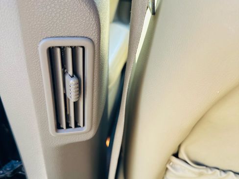 Used 2014 Nissan Murano SL w/ Navigation Package image 23