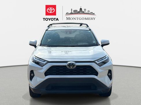 Used 2024 Toyota RAV4 XLE Premium FWD image 8