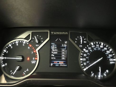 Used 2022 Toyota Tundra SR5 w/ SR5 Convenience Package image 14