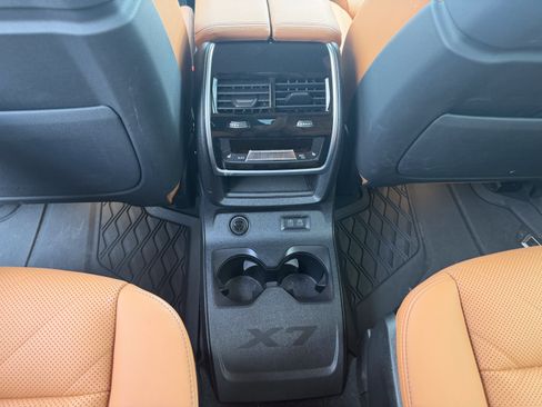 Used 2026 BMW X7 xDrive40i AWD/4WD image 18