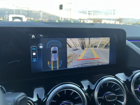 Certified 2025 Mercedes-Benz GLA 35 AMG 4MATIC image 21