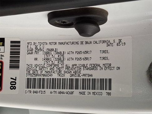 Used 2019 Toyota Tacoma TRD Sport image 27