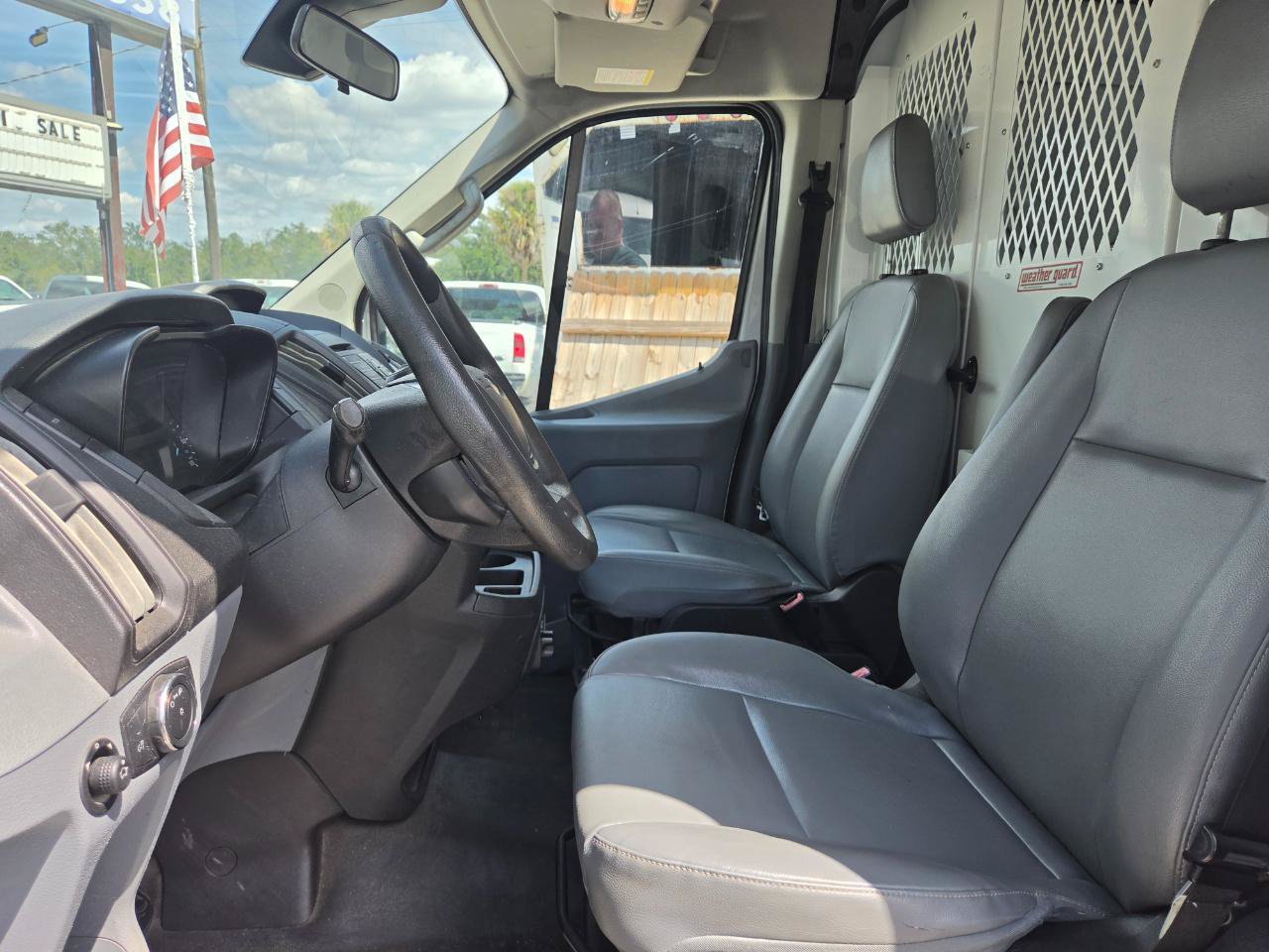 Used 2018 Ford Transit 350 148 High Roof RWD image 10