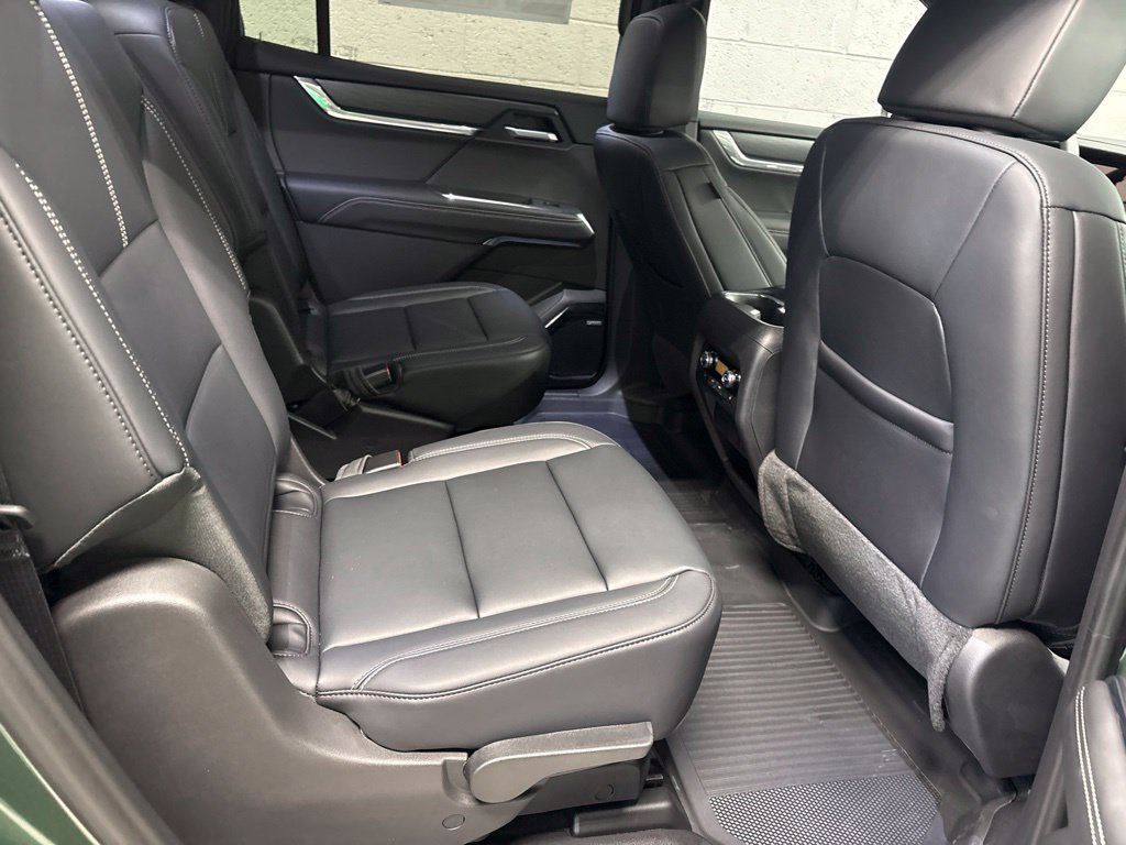 New 2027 GMC Acadia Elevation w/ Black Edition AWD/4WD image 9