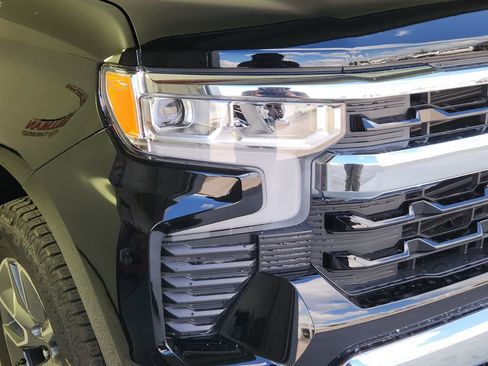 New 2026 Chevrolet Silverado 1500 LT w/ Texas Edition Plus RWD image 9