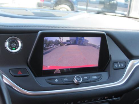 Used 2019 Chevrolet Blazer LT w/ Sun and Wheels Package image 23