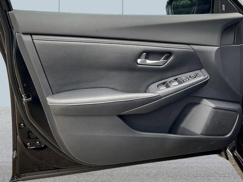 Certified 2020 Nissan Sentra SV FWD image 19