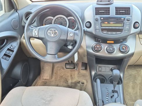 Used 2011 Toyota RAV4 2WD w/ Upgrade Value Pkg image 14