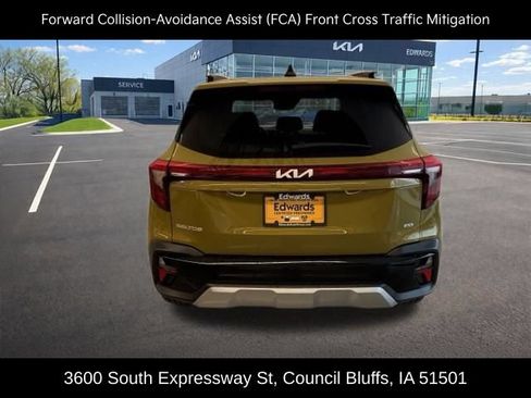 Used 2024 Kia Seltos SX w/ SX Sunroof Package AWD/4WD image 8
