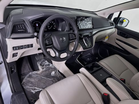 New 2026 Honda Odyssey EX-L image 8