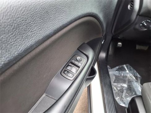 Used 2023 Dodge Challenger SXT image 19