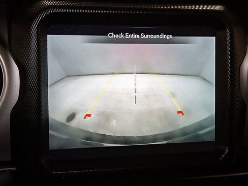 Used 2021 Jeep Wrangler Sport AWD/4WD image 17